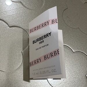 Burberry Her Eau de Parfum Sample with Pink Accents